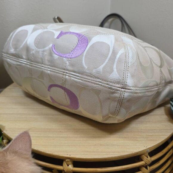 Coach Poppy Shoulder Bag / Tote / Embroidered C - Picture 7 of 14